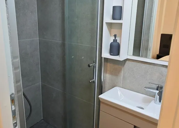 Πανσιόν St Lazarus Λάρνακα