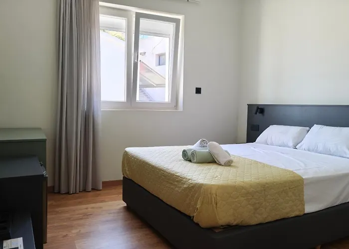 St Lazarus בית הארחה 3*