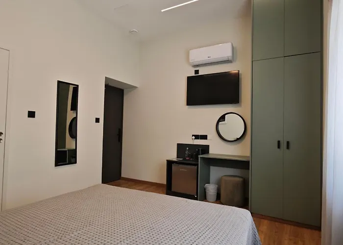 St Lazarus בית הארחה 3*